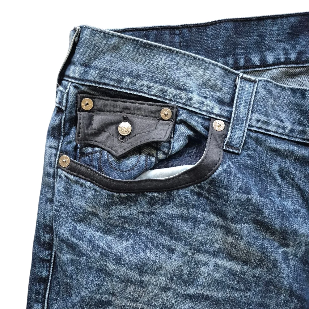 True Religion Relaxed Fit‎ Blue Jeans